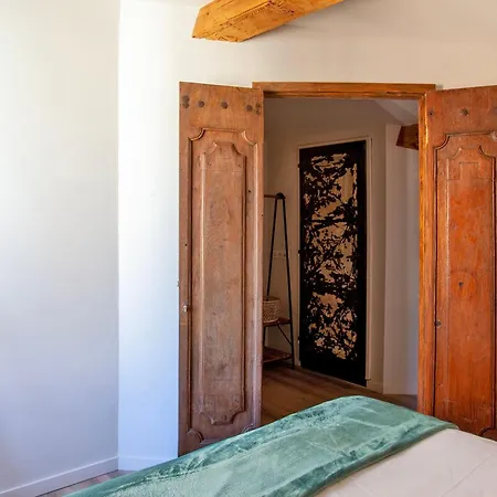 Mira Climatise Vue Centre De Proche Port Et דירה