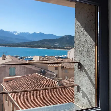 Mira Climatisé Vue Centre De Proche Port Et Calvi (Corsica)